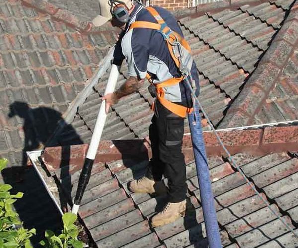 Çatı Temizliği ve Periyodik Kontrol